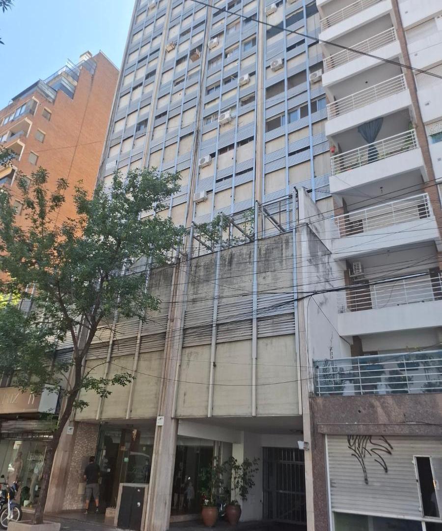 Departamento en Venta en Centro. Cochera. Apto Crédito.