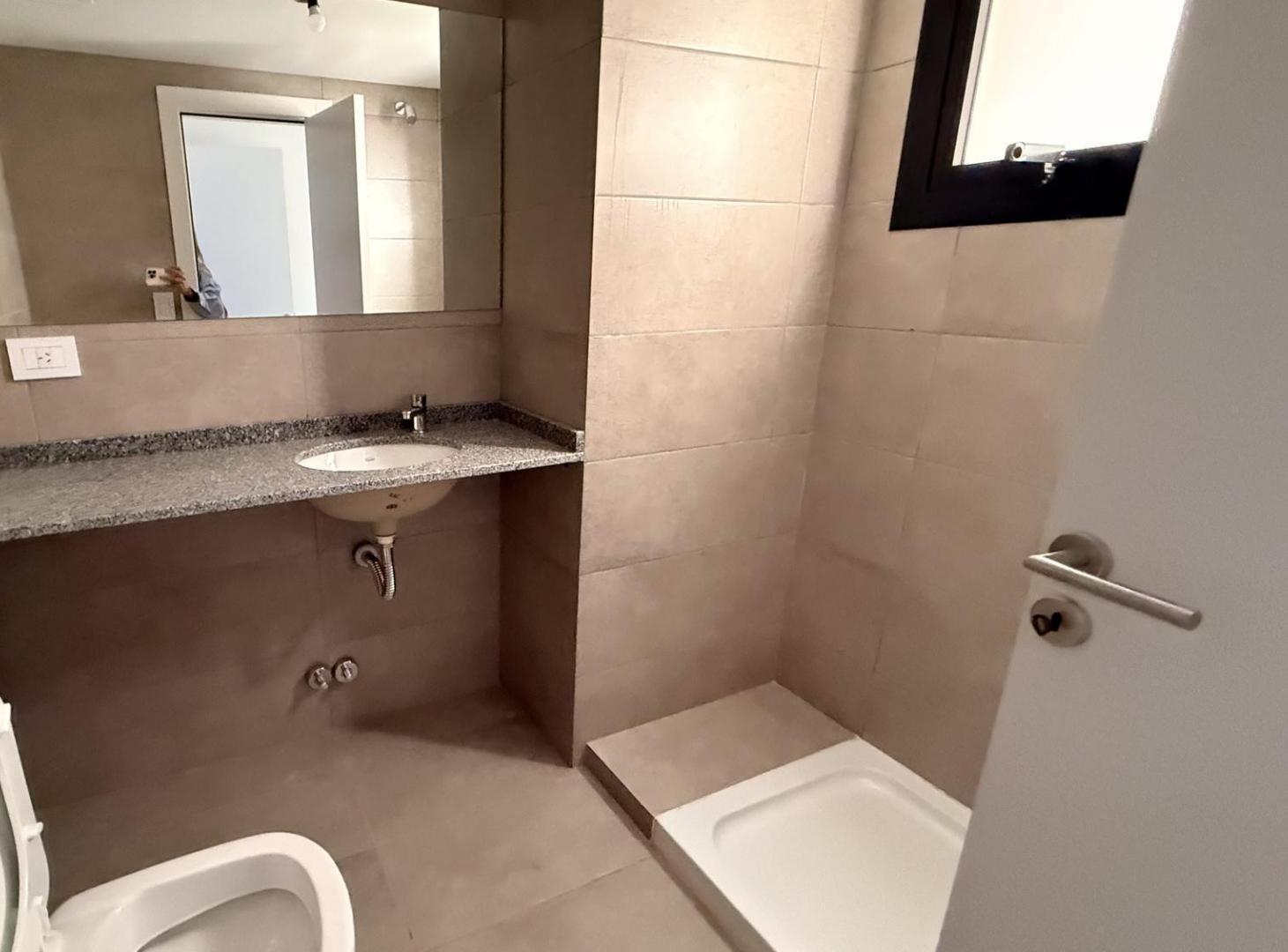 Foto de Departamento dos dormitorios en venta en zona Centro, imagen 1