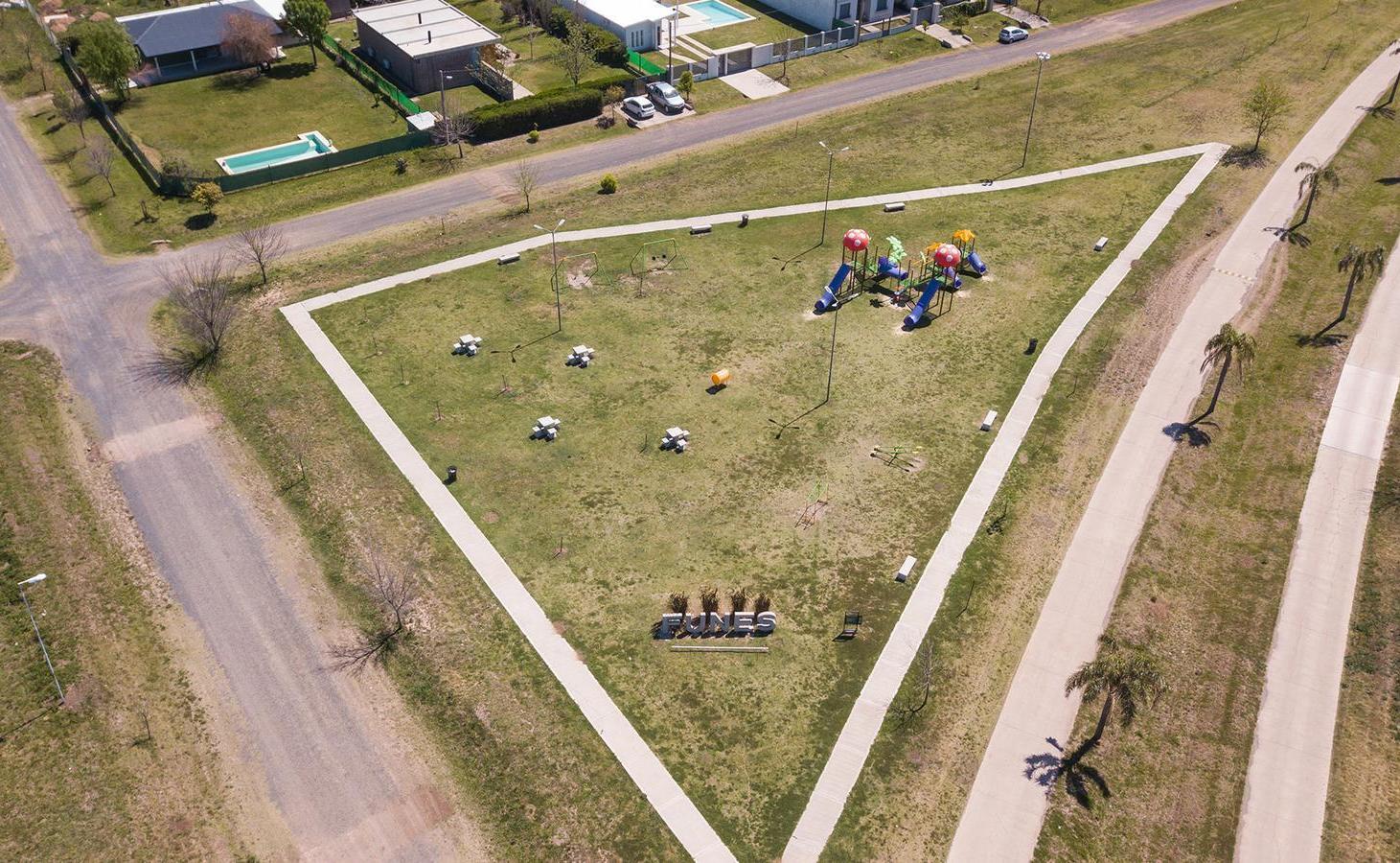 Foto de Lote de 867m2 en Funes Town Escriturado, imagen 5
