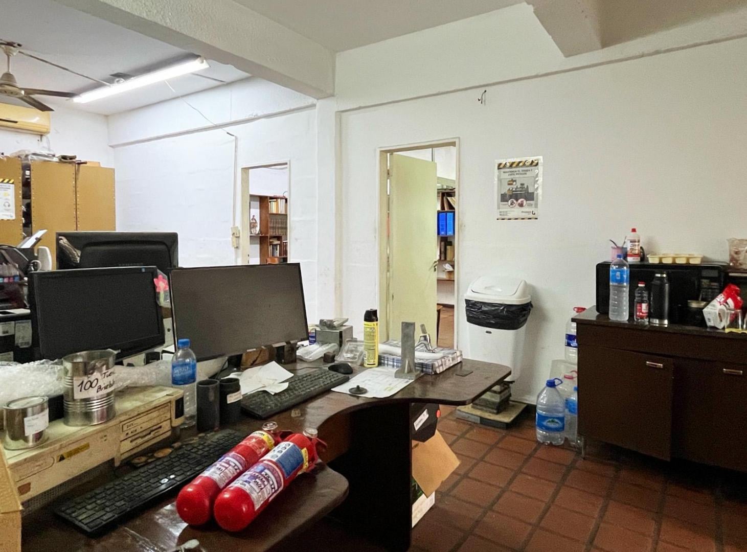 Foto de Galpón con oficinas a la venta en Rosario. Saladillo. Zona sur, imagen 5