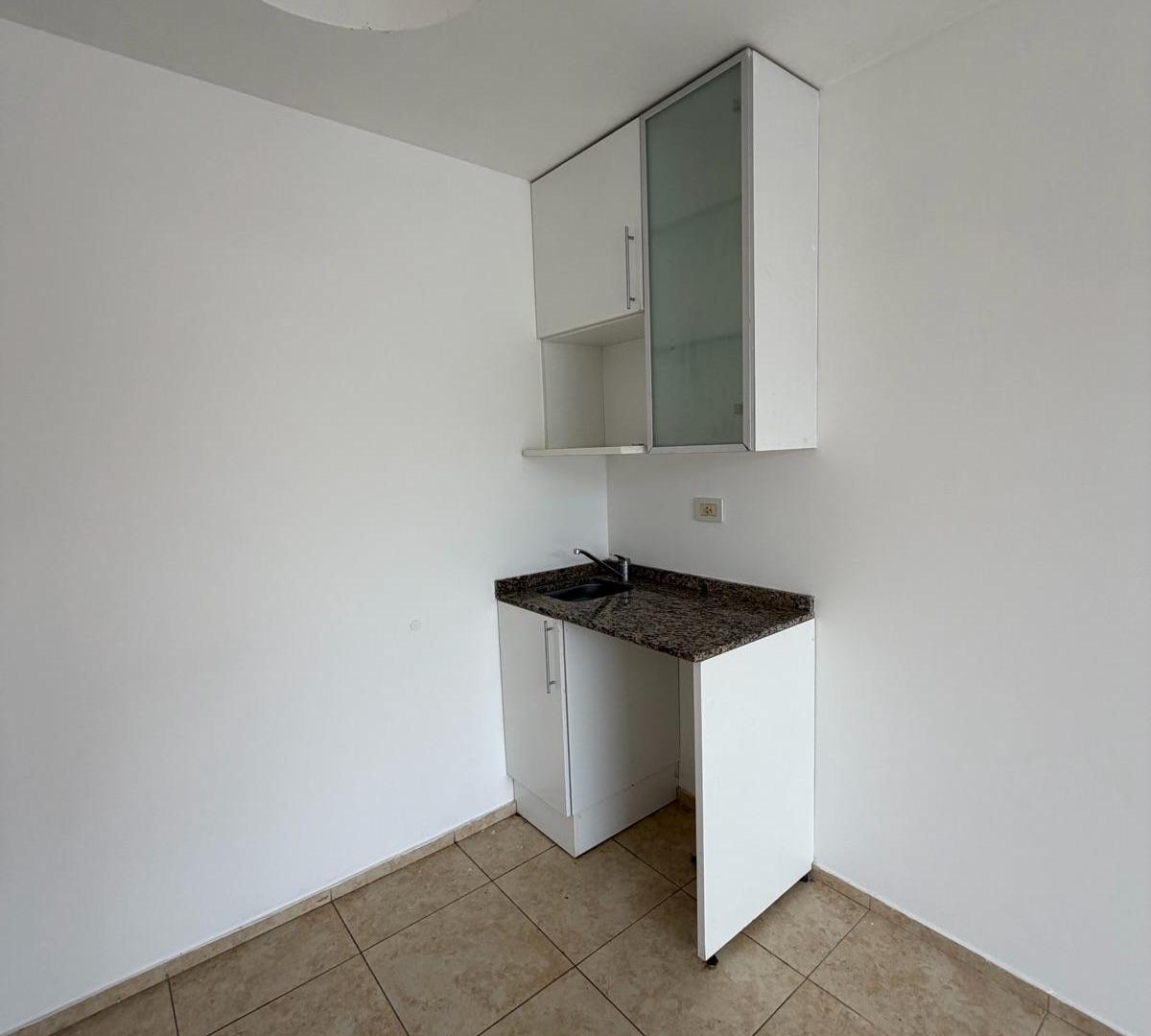 Foto de Venta departamento monoambiente en barrio Lisandro de la Torre, imagen 4
