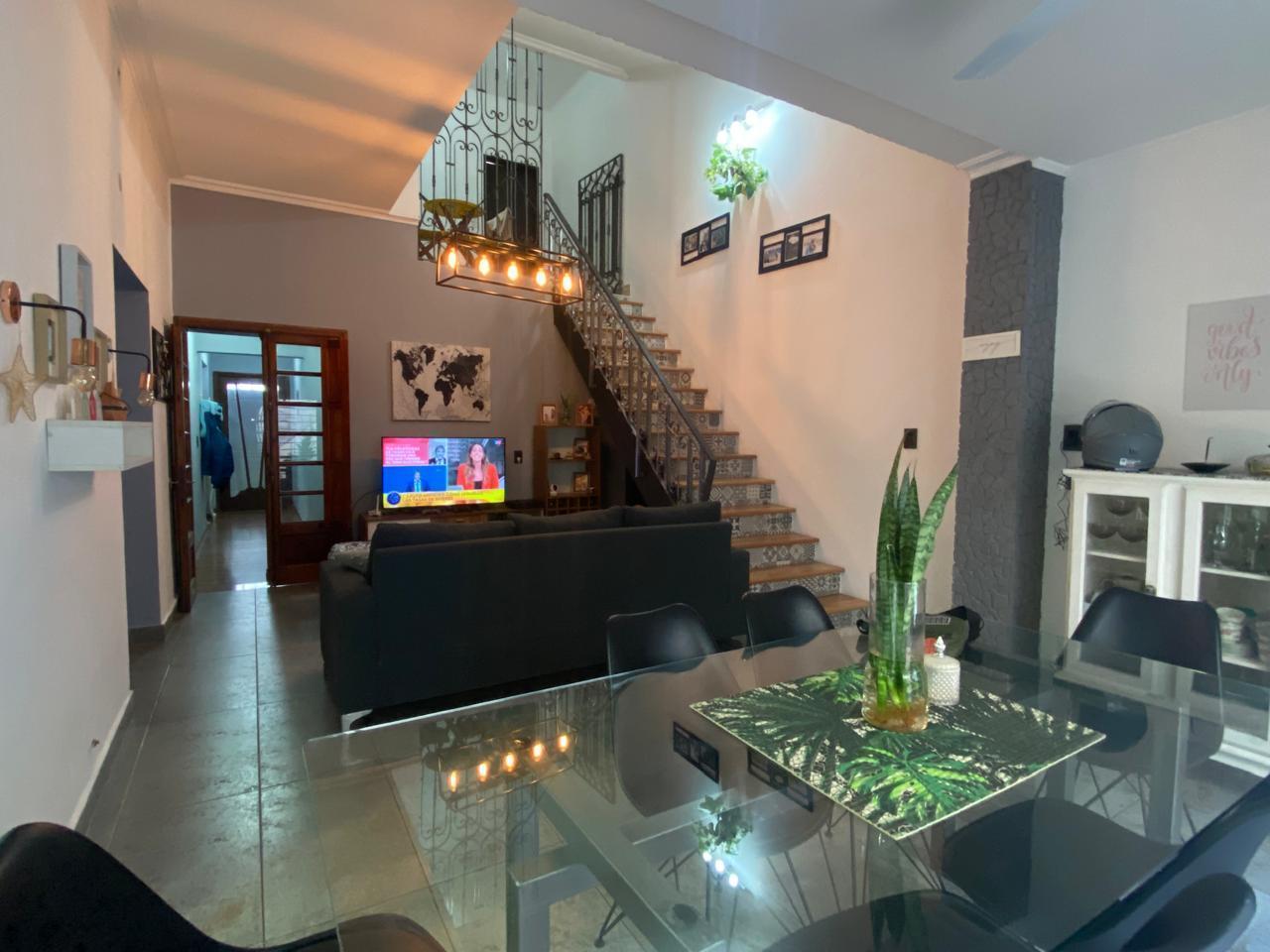 Foto de Venta - Casa de tres dormitorios en Barrio Sarmiento, imagen 4