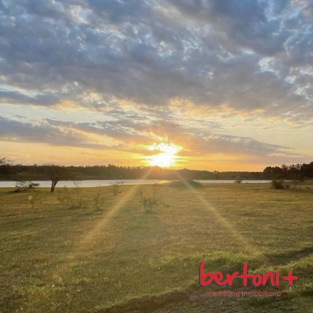 Foto de LOTE SOBRE LAGO - COSTA DEL OMBÚ, imagen 2