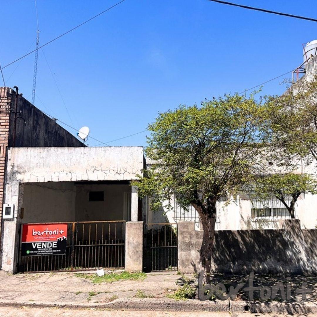 Venta Casa Antigua. a Reciclar 2