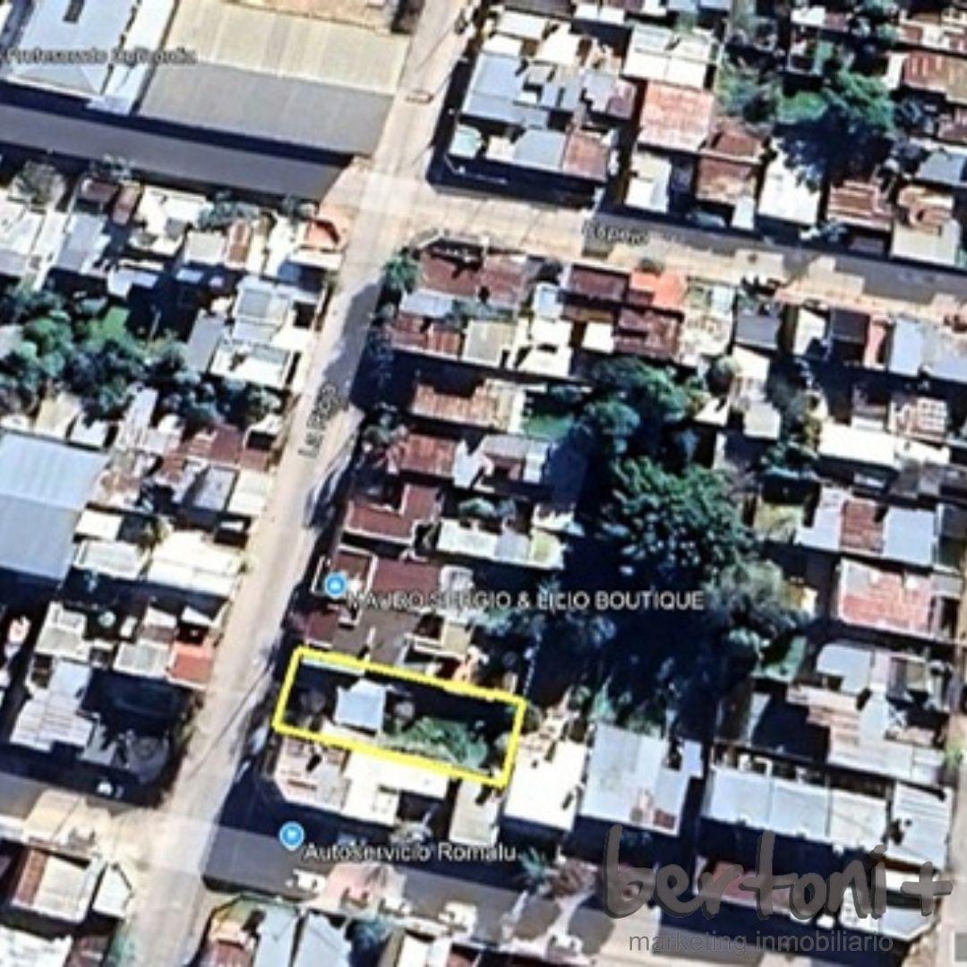 Venta Casa Antigua. a Reciclar 3