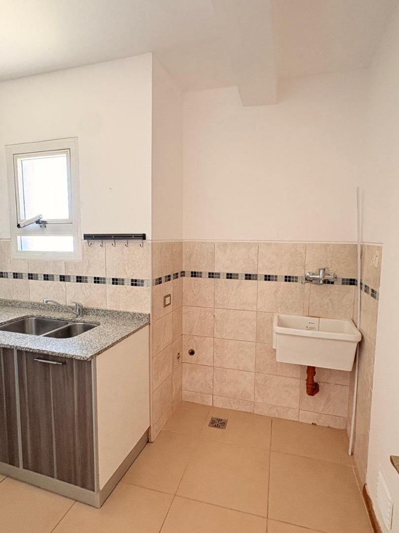 Foto de DEPARTAMENTO DOS DORMITORIOS, EXCELENTE OPORTUNIDAD, imagen 4