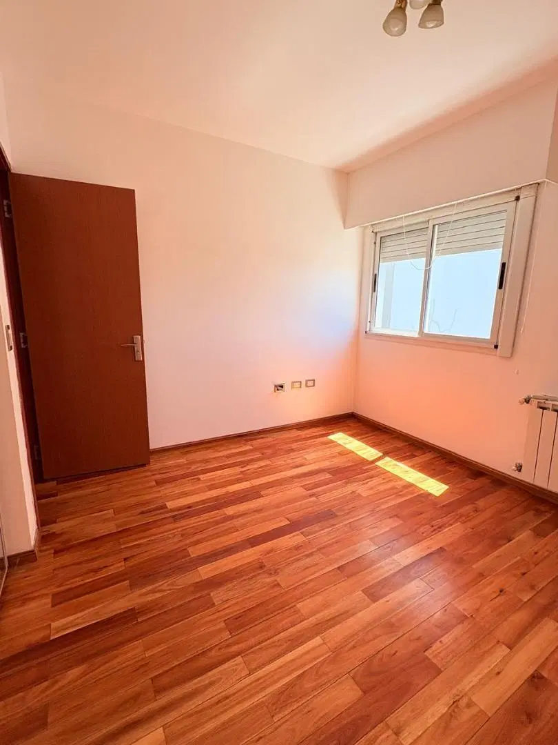 DEPARTAMENTO DOS DORMITORIOS, EXCELENTE OPORTUNIDAD 8