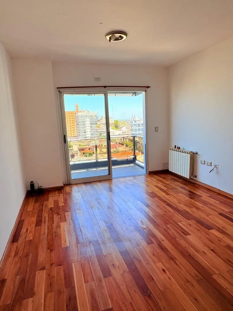 DEPARTAMENTO DOS DORMITORIOS, EXCELENTE OPORTUNIDAD 5