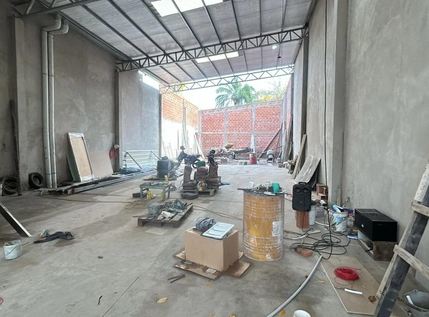 GALPON COMERCIAL - CONCORDIA 8