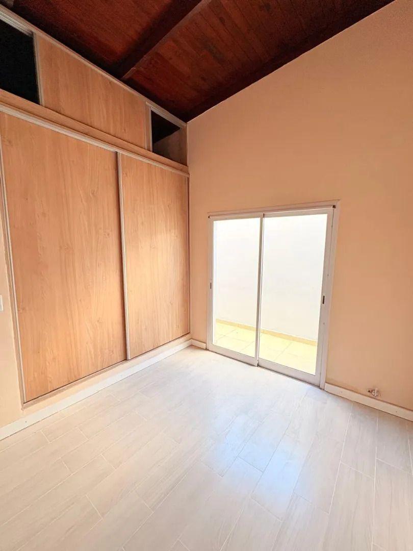 Foto de Casa En Venta. Reciclada A Nuevo. Excelente Ubicacion, imagen 5