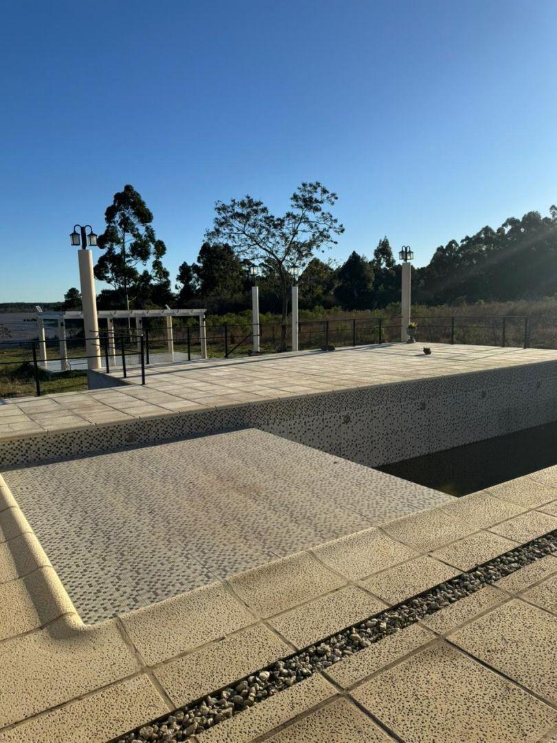 Foto de Casa 7 ambientes 3 dormitorios. | punta aguila, imagen 1