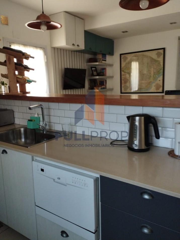 Hermosa Casa en Venta en Barrio Cielos del Valle 3