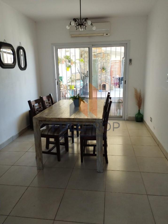 Hermosa Casa en Venta en Barrio Cielos del Valle 2