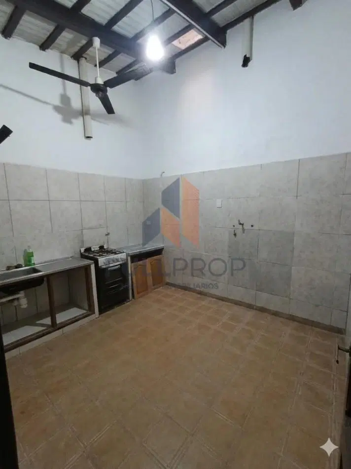 Alquiler Casa con destino Comercial/Oficina/Gastronomico en Catamarca al 300 5