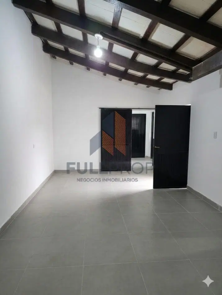 Alquiler Casa con destino Comercial/Oficina/Gastronomico en Catamarca al 300 4