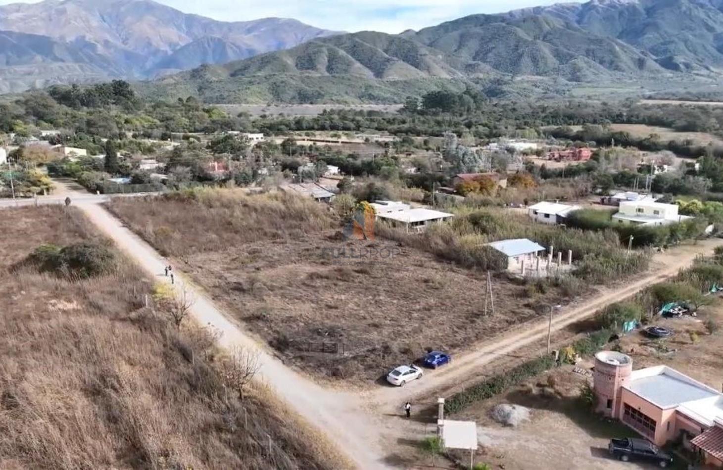 Foto de Terreno de 2670m2 en Las Lomitas, Quijano., imagen 2