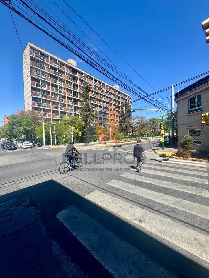 Foto de LOCAL COMERCIAL AV. ENTRE RIOS ESQ. 25 DE MAYO, imagen 2
