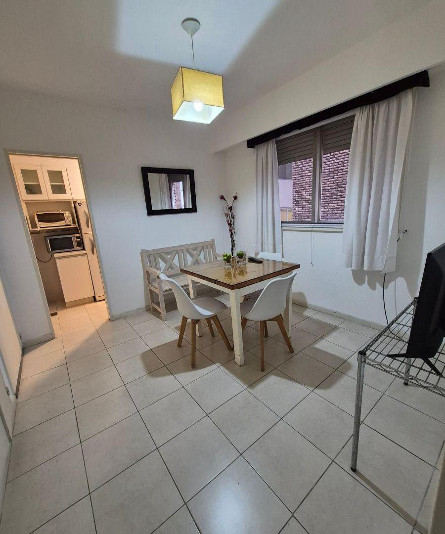 Foto de Departamento de 35 m² con 1 dormitorio en alquiler temporal en Recoleta, imagen 1