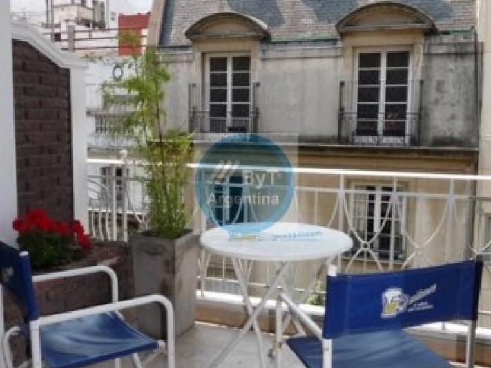 Departamento 2 dormitorios en Recoleta con balcon - Luminoso - Arenales 2000 -
