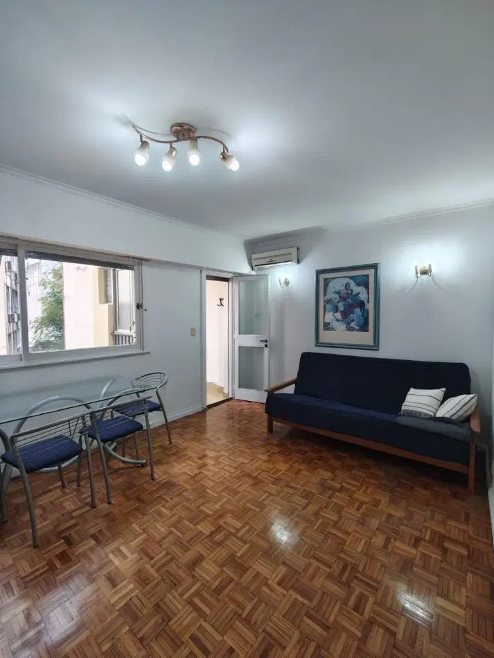 OPORTUNIDAD EN RECOLETA. Departamento de 3 ambientes super luminoso a metros de Alto Palermo. Ideal 5