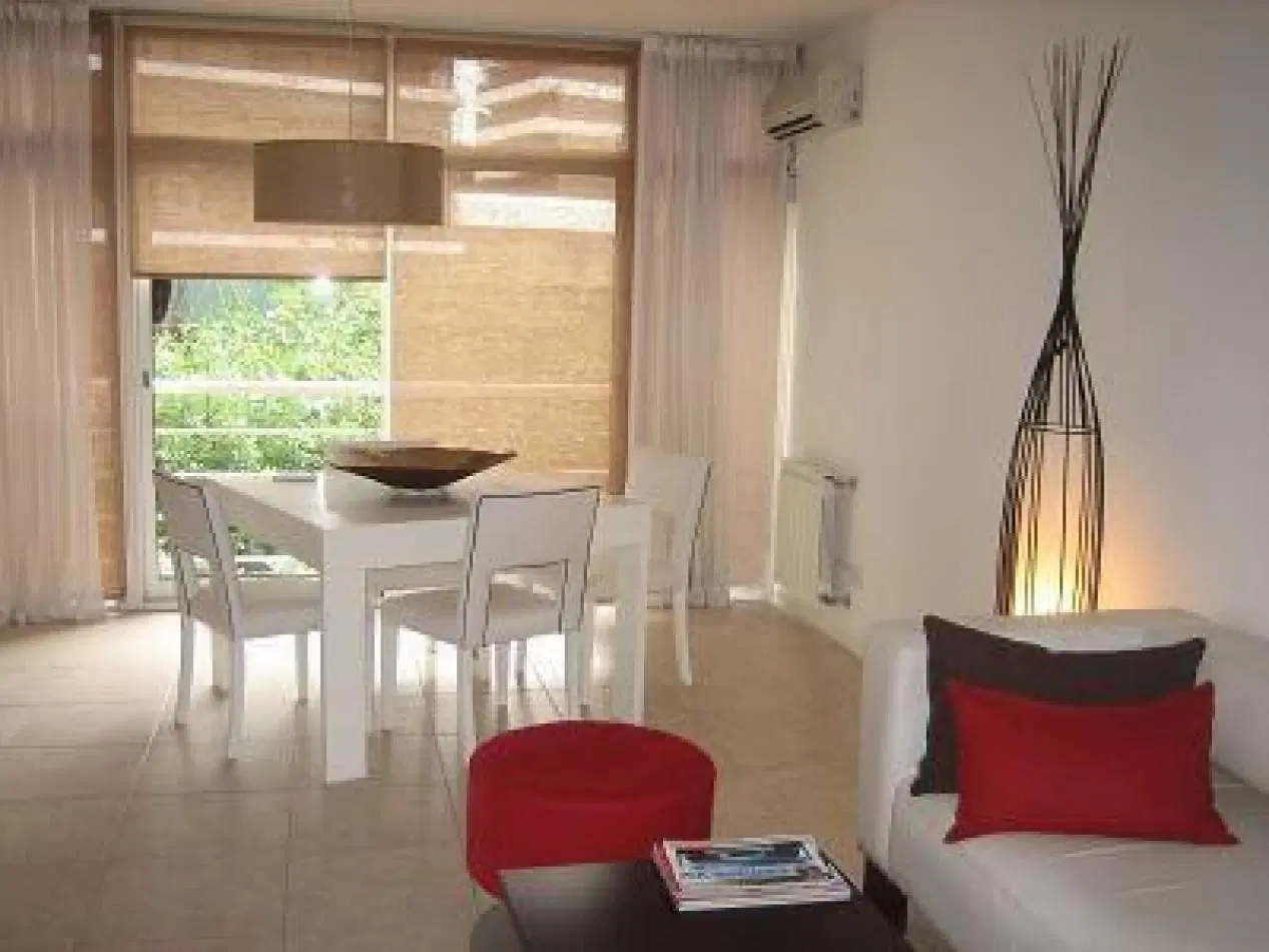 Las Cañitas | 2 Ambientes Amoblado con Balcon, WiFi y Lavarropas | Listo para Mudarse 2