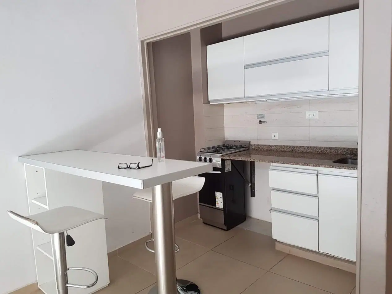 Departamento 2 Ambientes y Medio en Venta en Barrio Norte sobre Av. Santa Fe Muy Luminoso 5