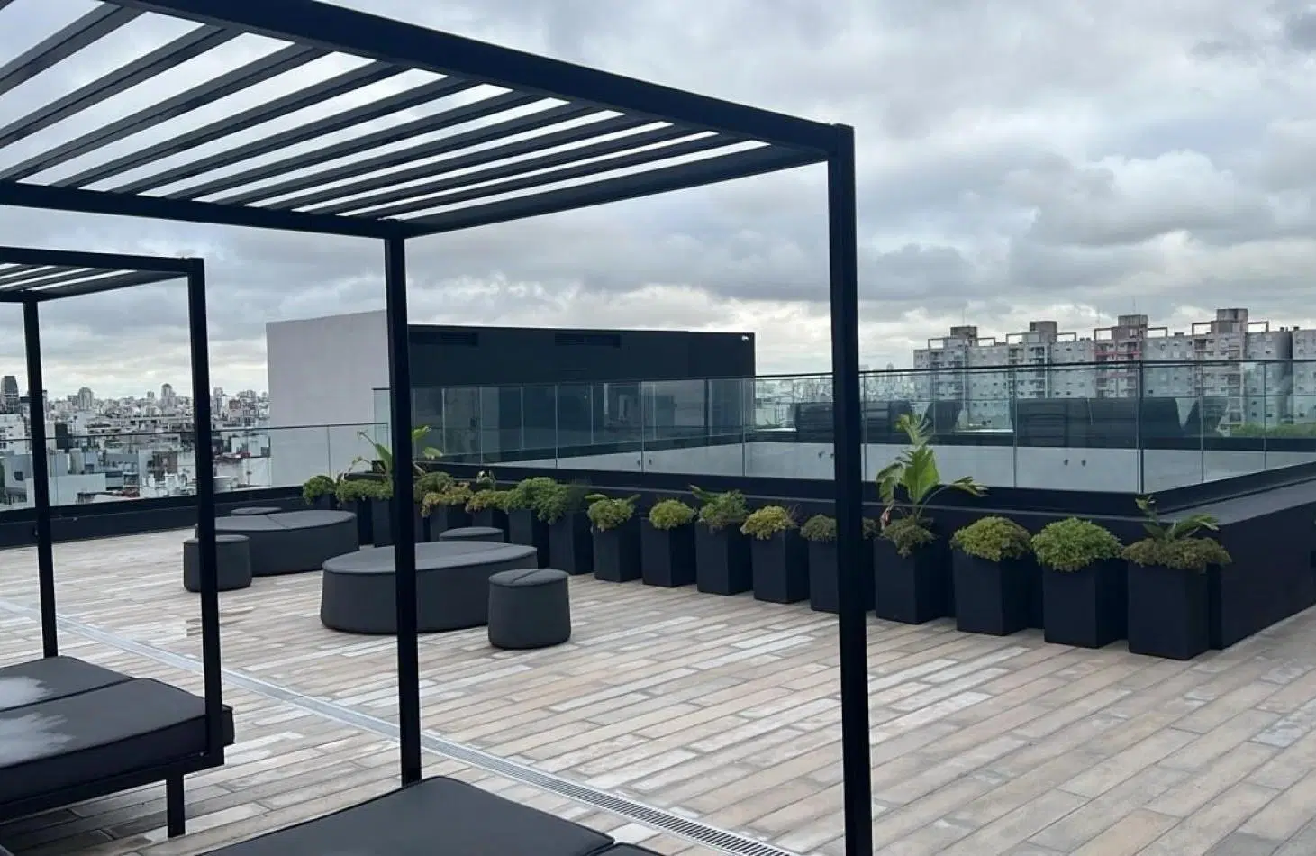 Alquiler 3 Ambientes Amoblado con Cochera en Palermo Colegiales 75 m² 2