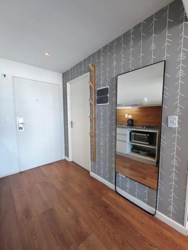 Monoambiente en alquiler Torre Bellini Retiro amoblado con balcon vista abierta y amenities 3