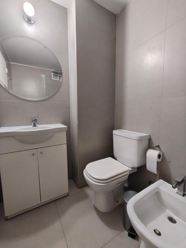 Foto de Monoambiente en alquiler Torre Bellini Retiro amoblado con balcon vista, imagen 2