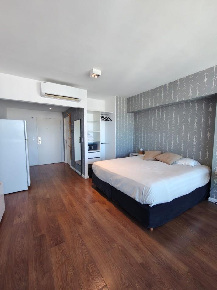 Foto de Monoambiente en alquiler Torre Bellini Retiro amoblado con balcon vista, imagen 3