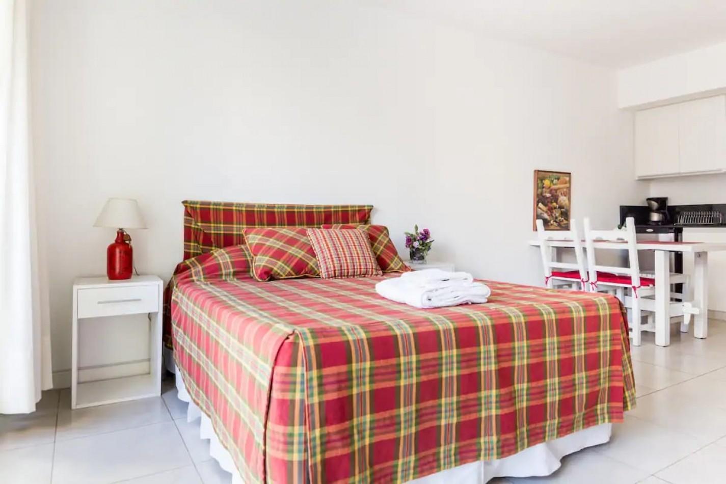 Foto de Alquiler Monoambiente 32M2 Recoleta con Jacuzzi, solarium y SUM, imagen 3