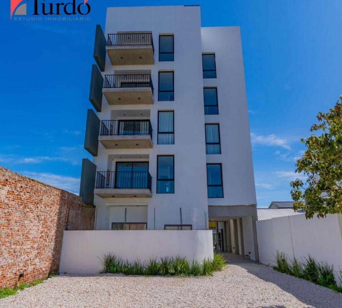 Foto de RESERVADO!!!- VENTA Departamento 2 AMBIENTES con Parrilla Zona Pompeya, imagen 1