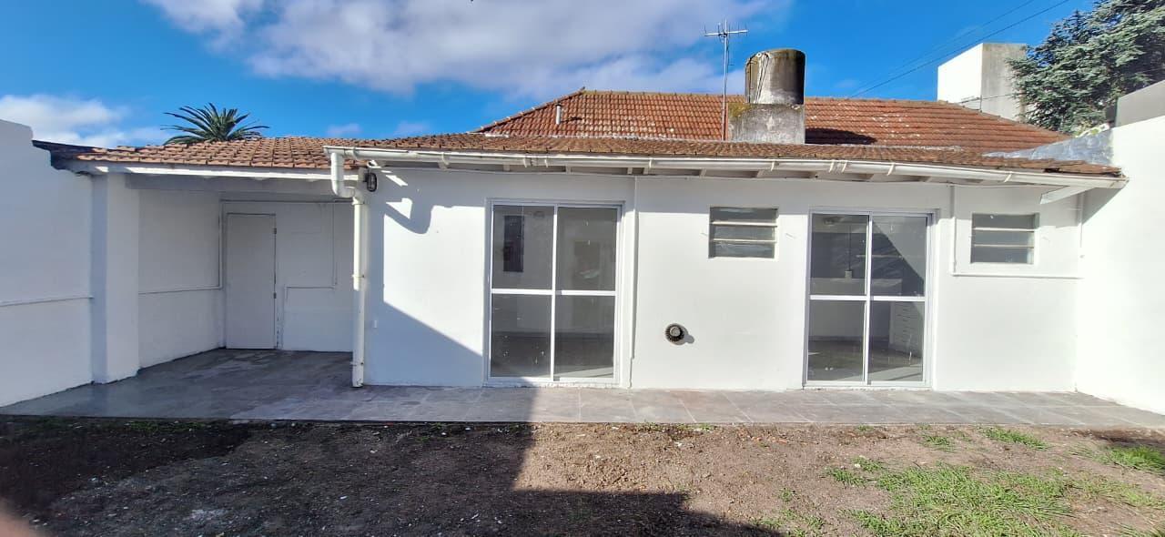 Foto de VENTA de Casa 3 AMBIENTES en Zona Parque Luro, Mar del Plata., imagen 2