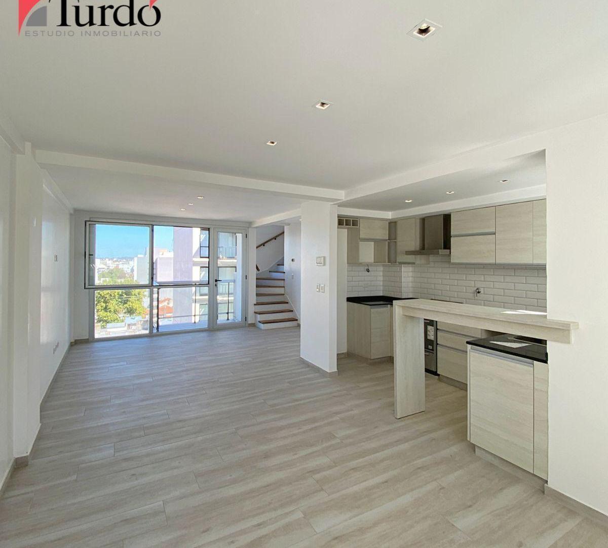 Foto de VENTA Departamento 3 AMBIENTES En Duplex, Zona Plaza Mitre - Mar del, imagen 3