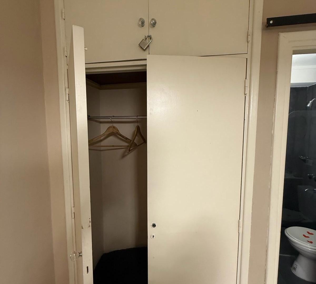 Foto de VENTA Departamento Reciclado, en Mar Del Plata, Zona Plaza Colon., imagen 4