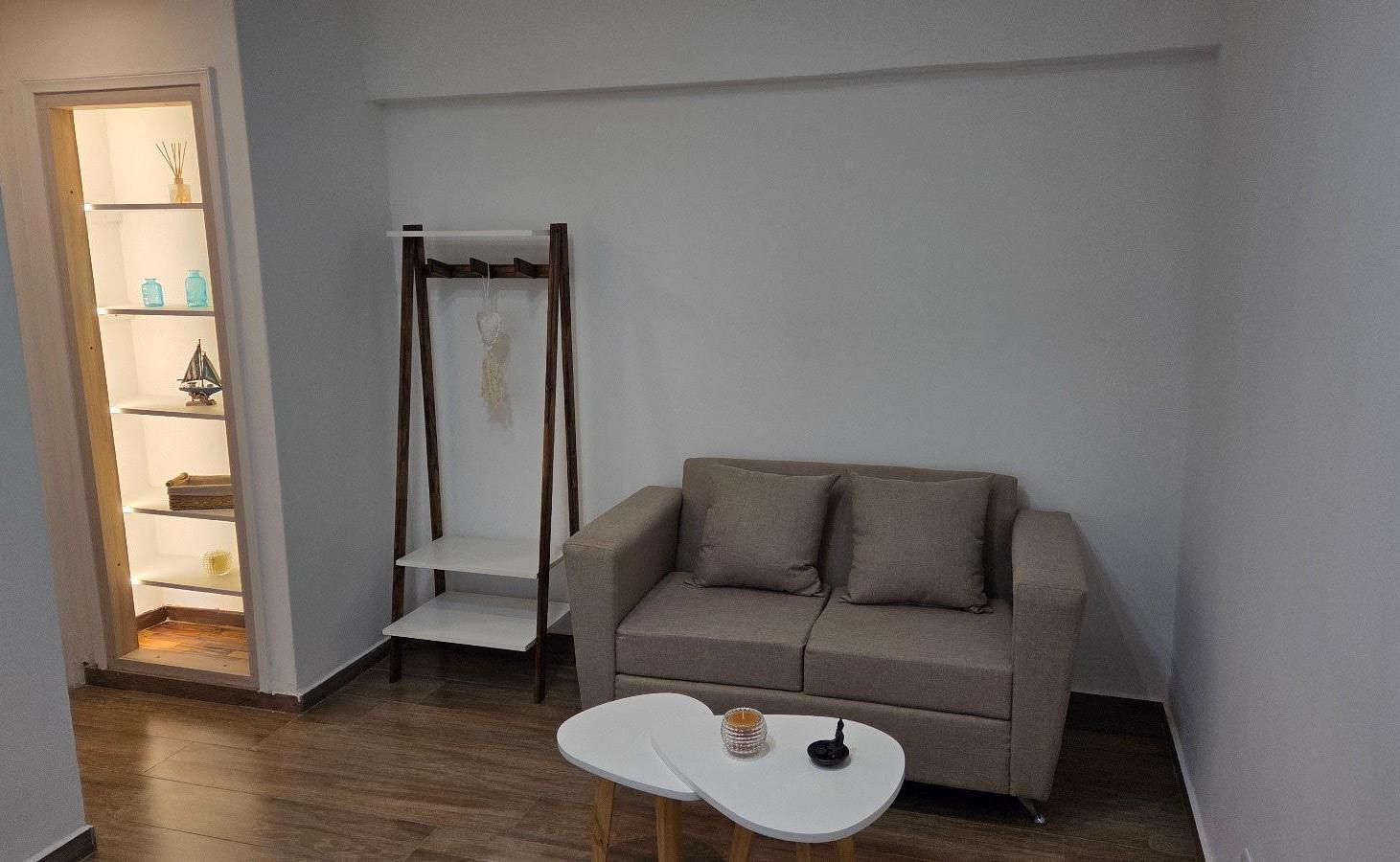Foto de VENTA Departamento 2 Ambientes Muy Luminoso en Mar Del Plata., imagen 3
