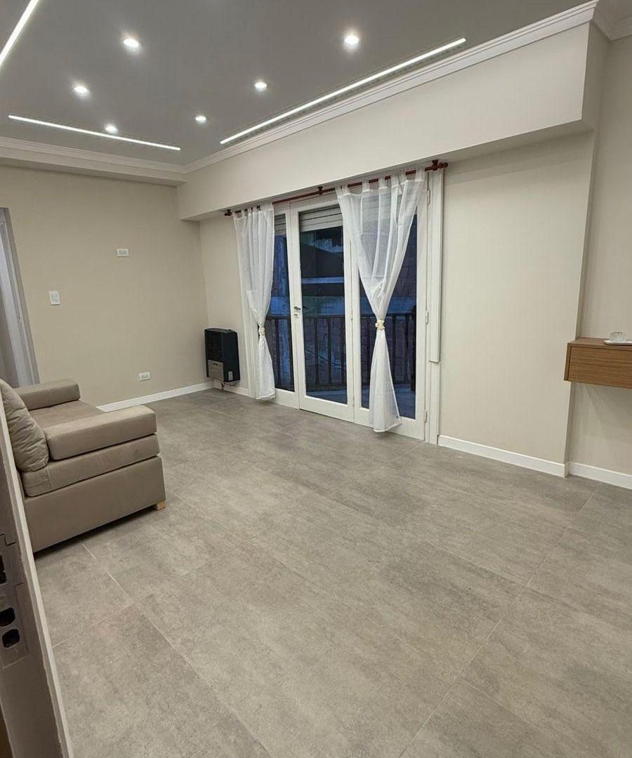 Foto de VENTA Departamento 2 Ambientes Reciclado, zona Plaza Colon., imagen 1
