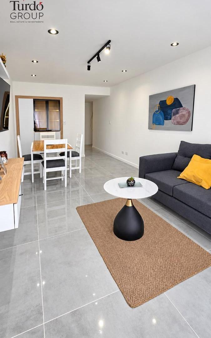 Foto de VENTA 2 AMBIENTES CON DEPENDENCIA, BALCÓN Y VISTA LATERAL AL MAR | ZONA, imagen 5
