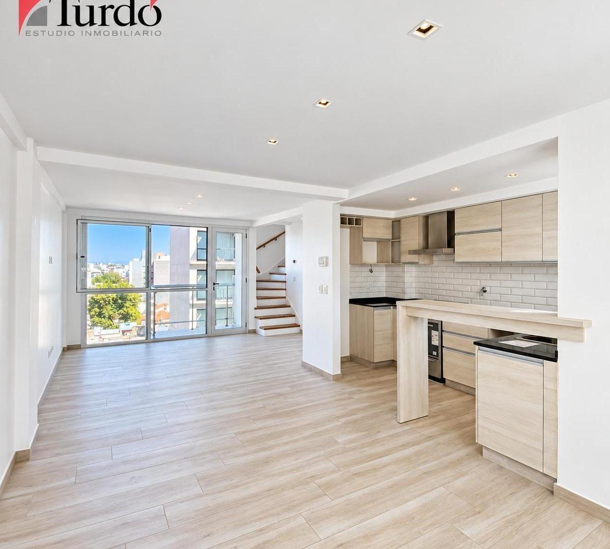 Foto de VENTA Departamento 3 Ambientes en Dúplex a Estrenar | Zona Plaza Mitre, imagen 1
