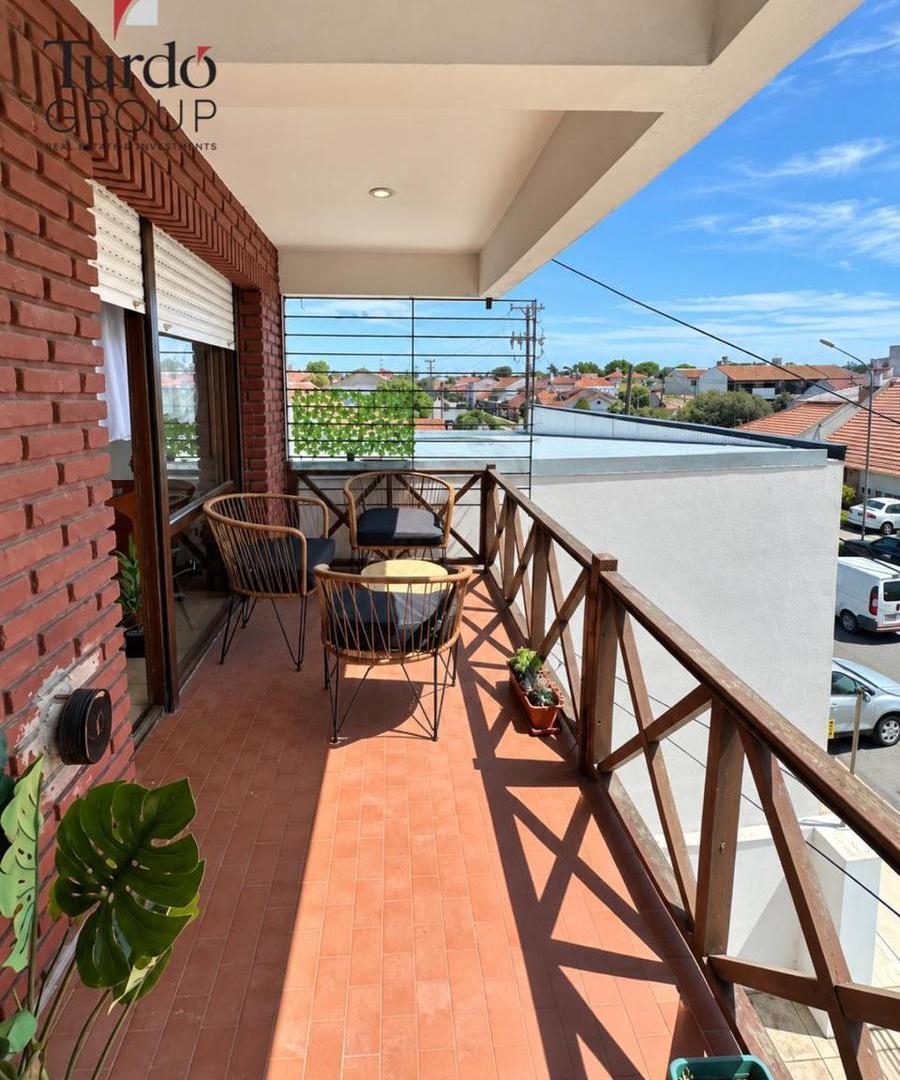 Foto de VENTA 2 Ambientes con 2 Balcones Salientes | Parque Luro, Mar del Plata, imagen 2