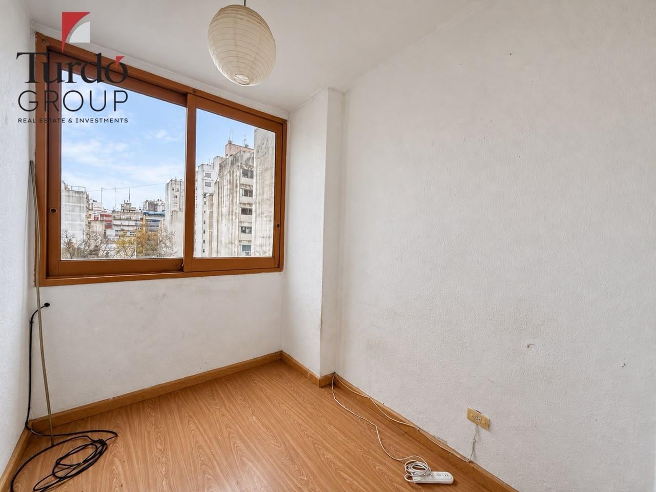 Foto de VENTA Departamento de 2 ambientes con dependencia en venta | Zona Plaza, imagen 5