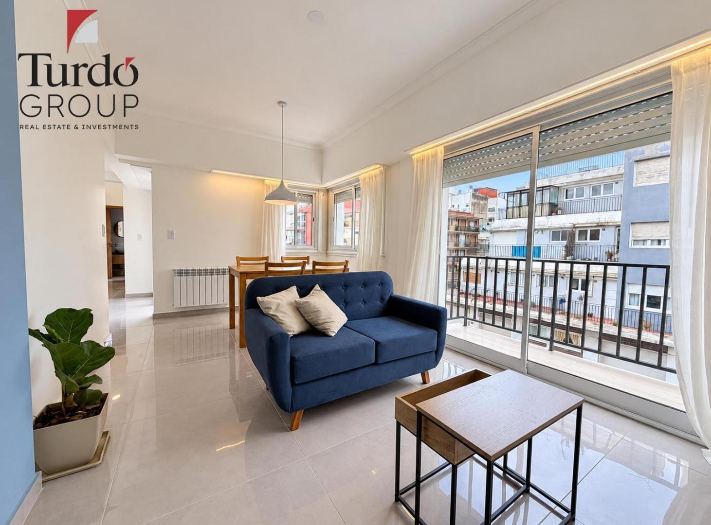 Foto de VENTA Departamento De 3 Ambientes con dos Balcones | Zona Plaza Colón, imagen 1