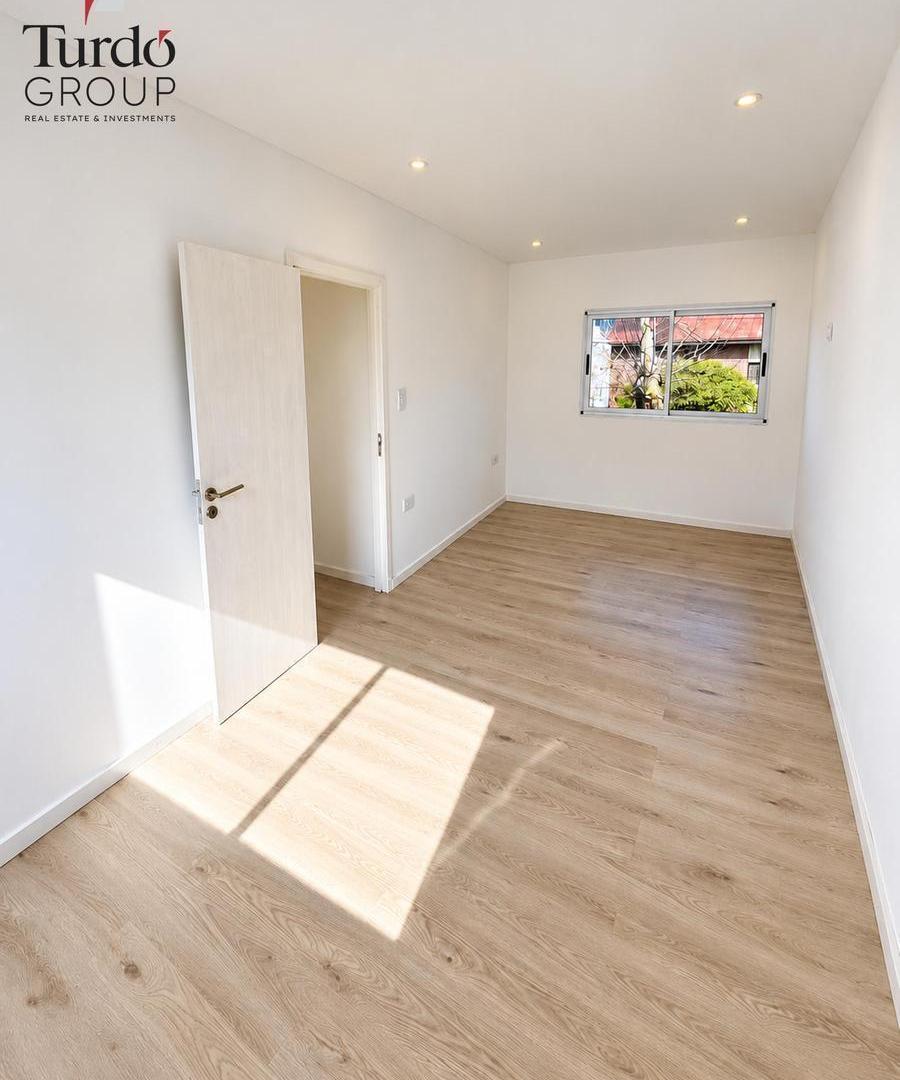 Foto de VENTA PH DE 4 AMBIENTES EN DÚPLEX | ZONA DON BOSCO, MAR DEL PLATA, imagen 4