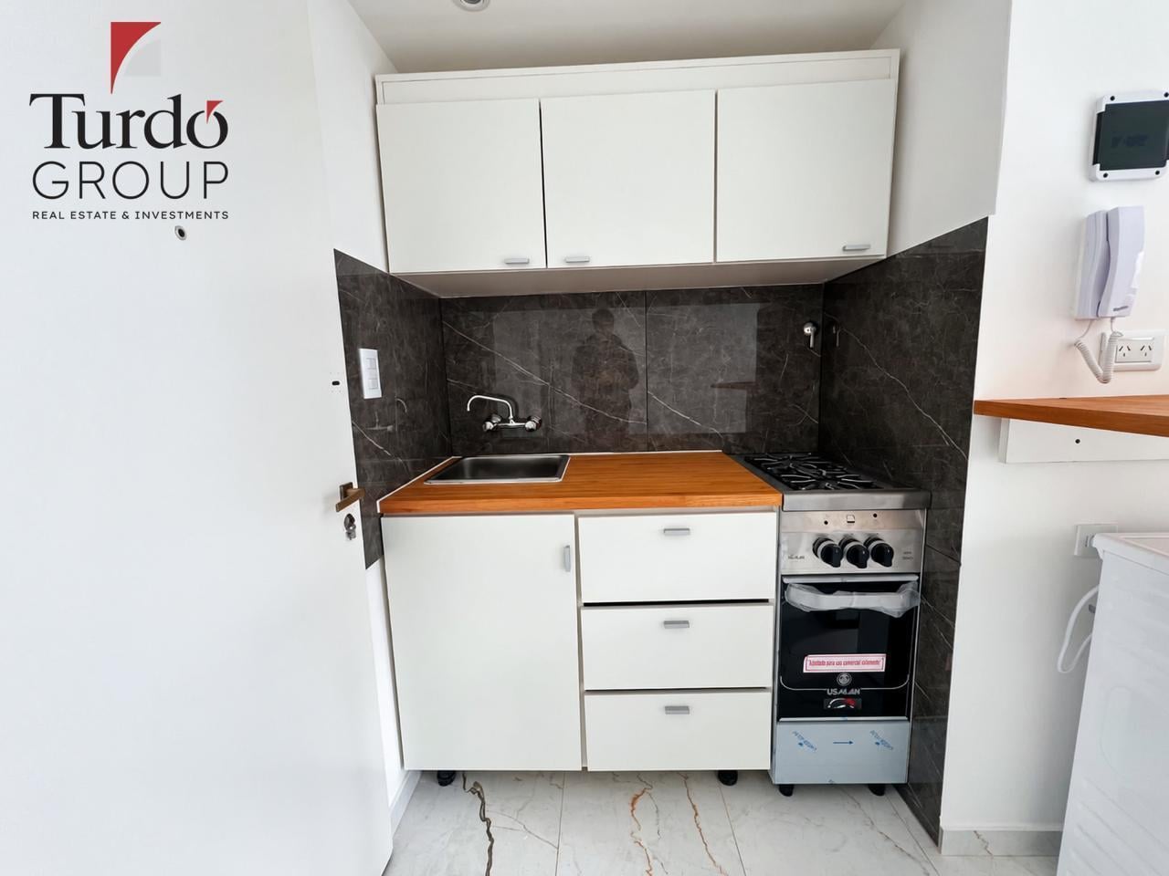 Foto de VENTA MONOAMBIENTE CON VISTA LATERAL AL MAR | ZONA GÜEMES, MAR DEL PLATA, imagen 2