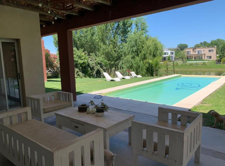 Casa 3 hab, gimnasio, pileta a la laguna en El Canton - Norte 5