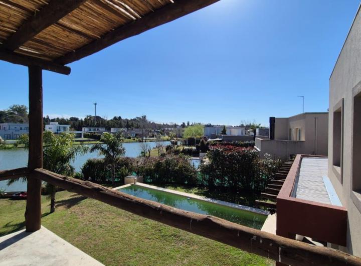 Casa 3 hab, gimnasio, pileta a la laguna en El Canton - Norte 3