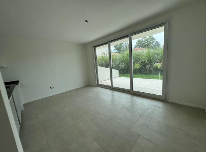 Deparamento en Venta y Alquiler 2 Ambientes en Pilar 3