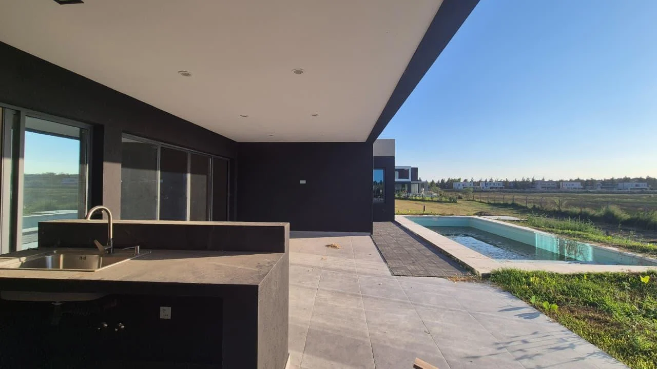 Casa de diseño en El Naudir