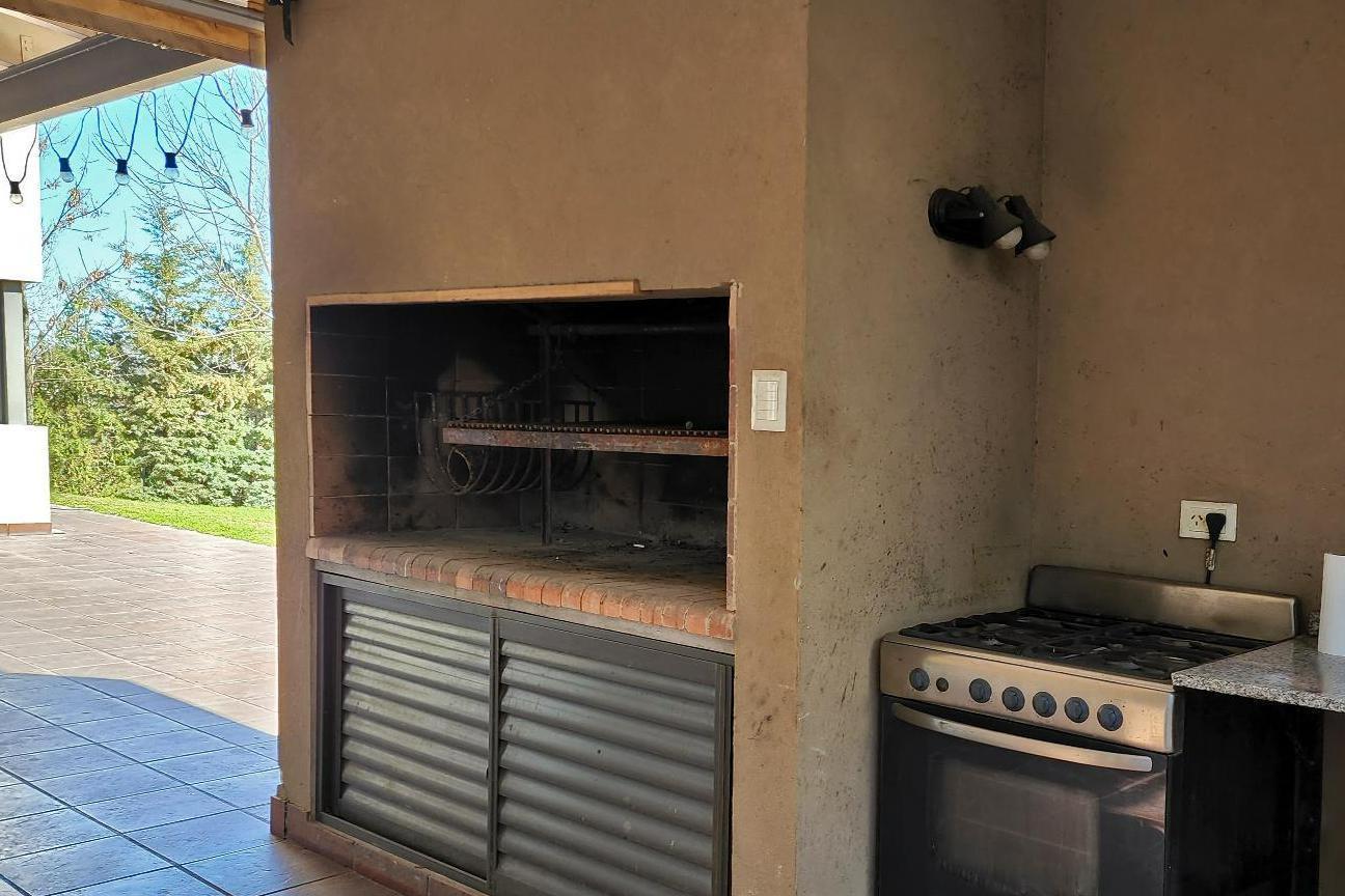 NUEVO VALOR! Venta y/o ALQUILER Casa en Chacras de La Reserva, Campana. APTO CREDITO