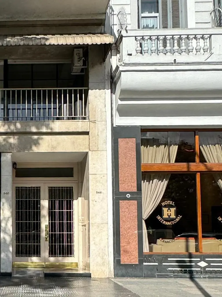 Oficina en  Venta sobre Av 9 de Julio 2